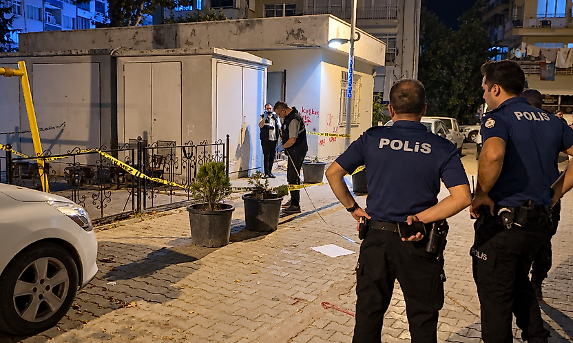 Üçgen Park'ta Silahlar Konuştu: 26 Yaşındaki Genç Yaralandı