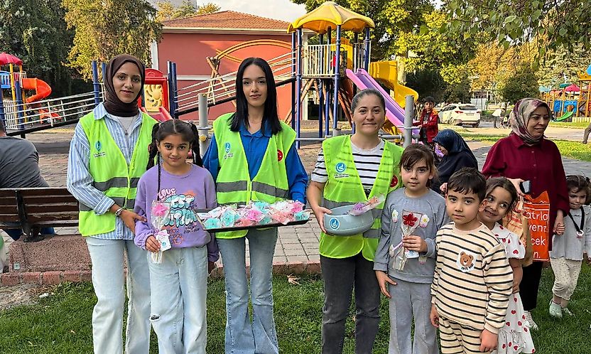 Ülkü Ocakları Malatya, Kız Çocuklarını Unutmadı