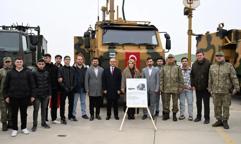Vali Seddar Yavuz Yerli ve Milli Silah ve Sistemlerin Tanıtım Programına Katıldı