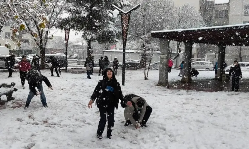 Valiliklerden Peş Peşe Tatil Kararları