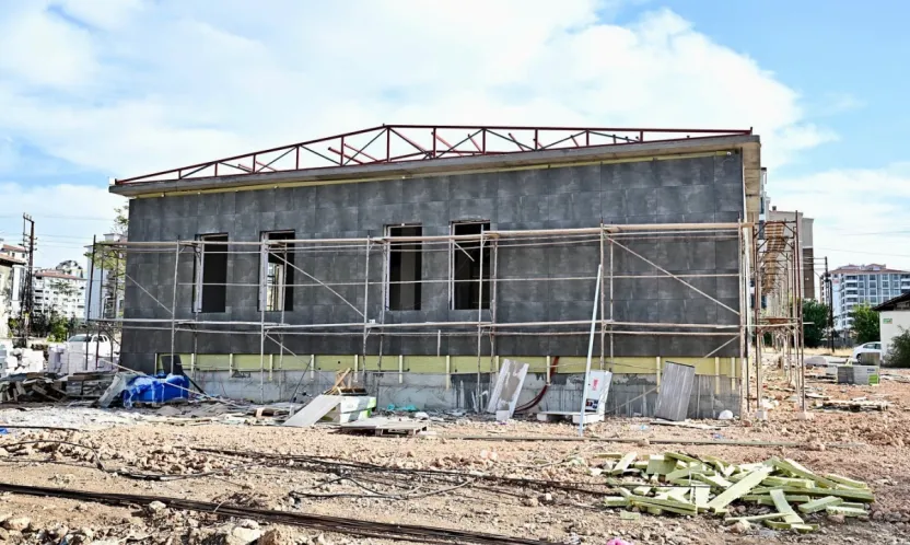 Yeşilyurt'ta Hayırsever Desteğiyle Yeni Taziye Evleri Yükseliyor