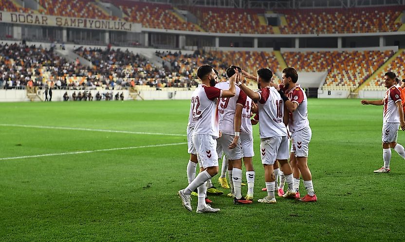 Yeşilyurtspor Fırtına Gibi! 4'te 4 Yaparak 12 Puana Ulaştı