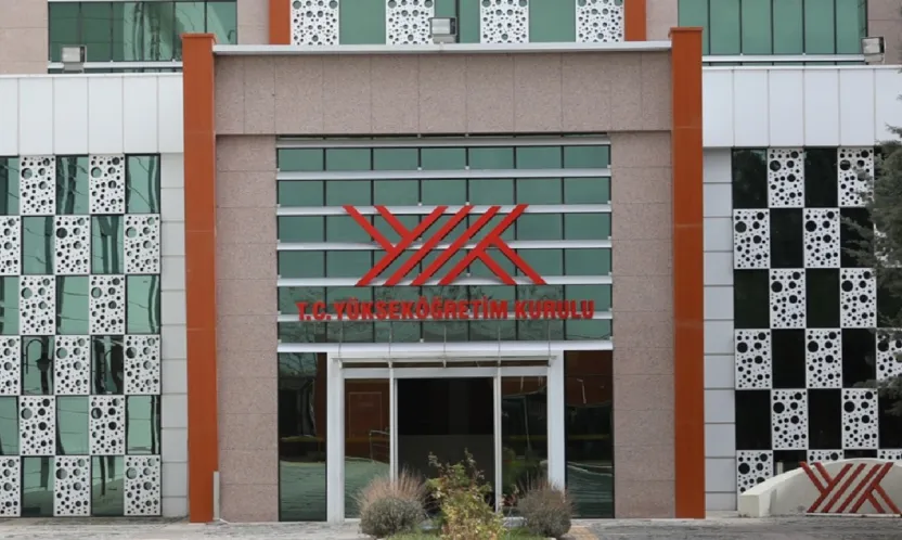 YÖK'ten İranlı Öğrenciler İçin Öğrenim Ücreti Kolaylığı