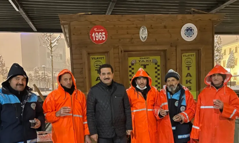 Yüksek Kesimlerde Yoğun Kar Mesaisi: Başkan Taşkın Sahada